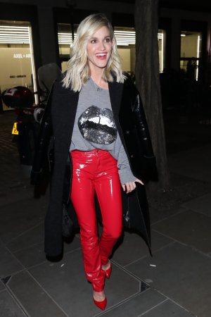 Ashley Roberts looks hot in red trouser celebrates valentine with friends