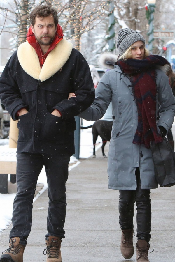 Diane Kruger strolls in Aspen