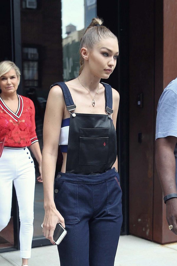 Gigi Hadid leaving her apartment