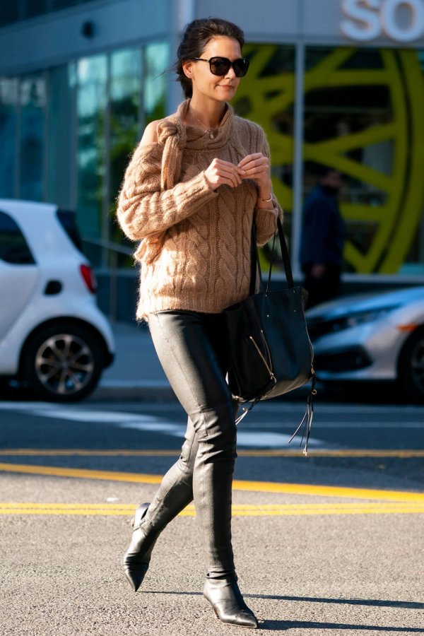 Katie Holmes out in Midtown NYC