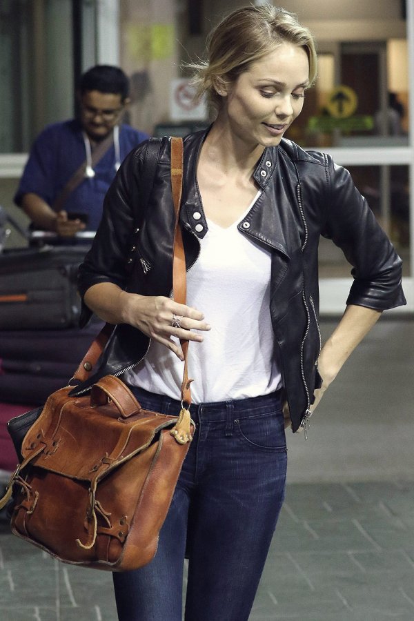 Laura Vandervoort at Vancouver International Airport