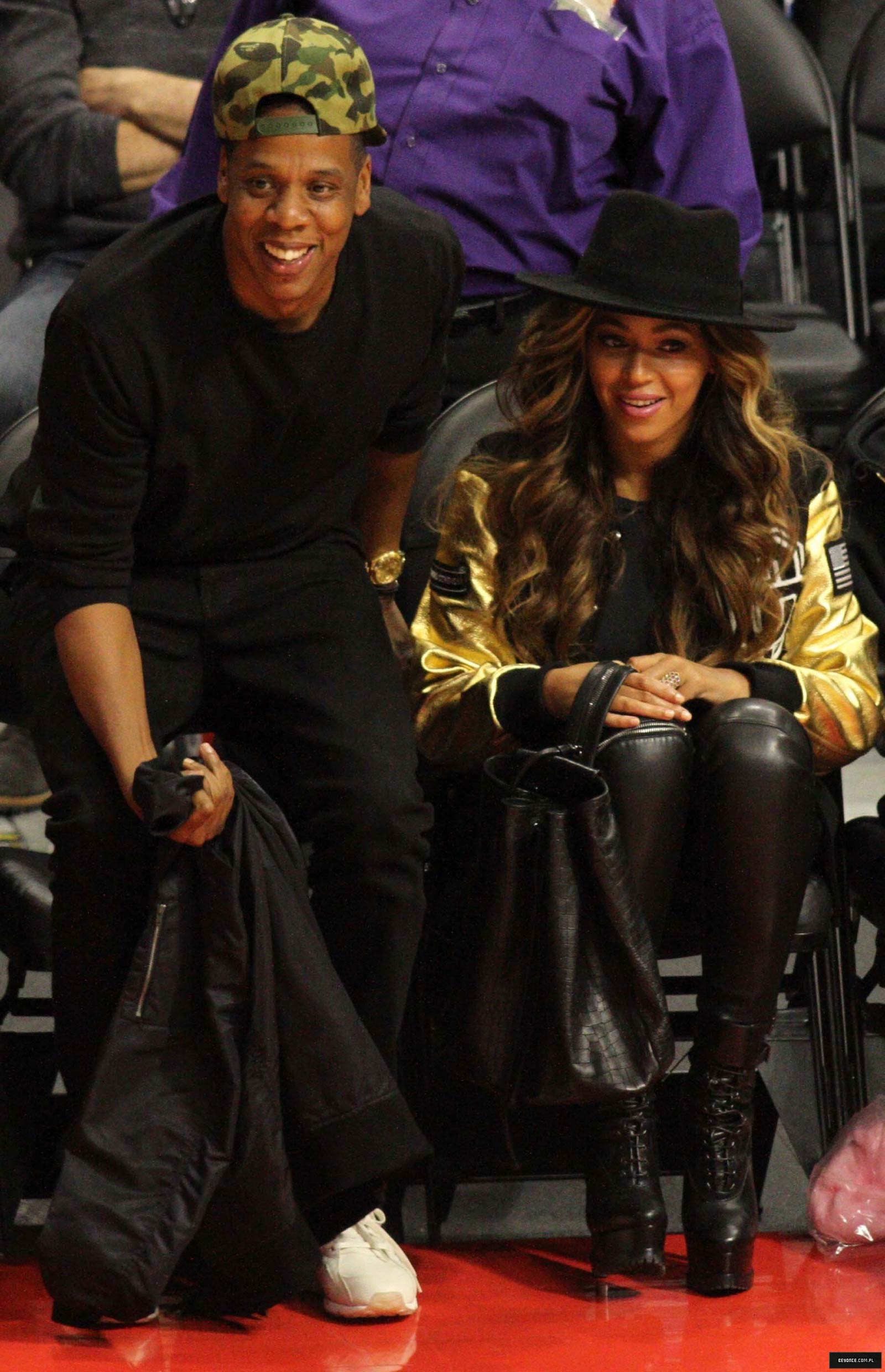 Beyonce attends Los Angeles Clippers vs Cleveland Cavaliers game